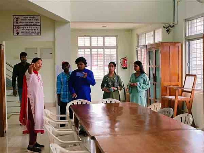 B.Ed student from Visva Bharati University, Santiniketan, West Bengal, visits the Institute Library, RIE Bhubaneswar, on 2nd August 2024