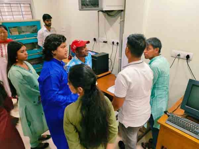 B.Ed student from Visva Bharati University, Santiniketan, West Bengal, visits the Institute Library, RIE Bhubaneswar, on 2nd August 2024